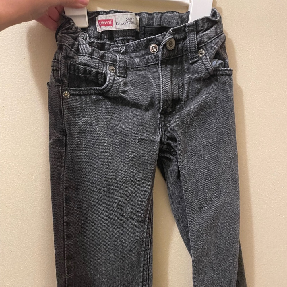 2T boys black Levi’s